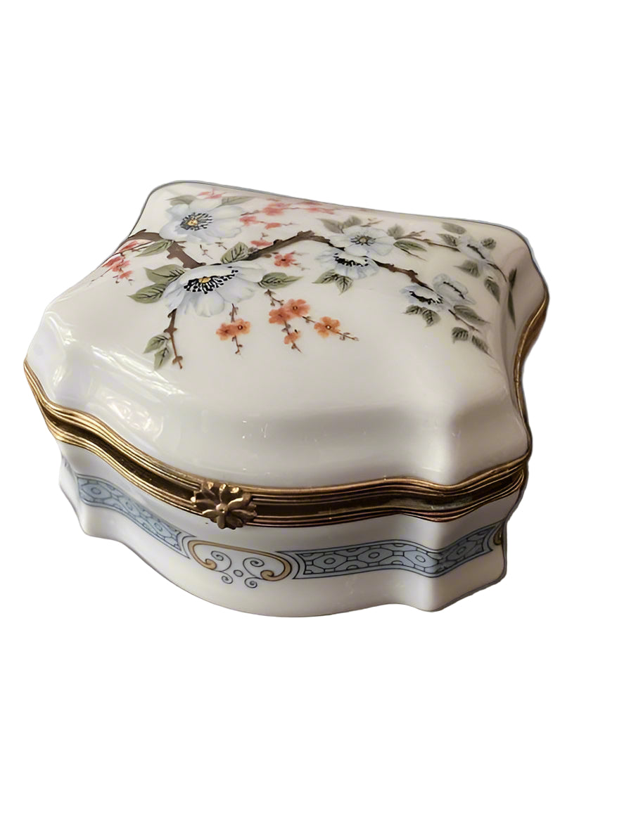 Limoges porcelain jewelry box with floral pattern